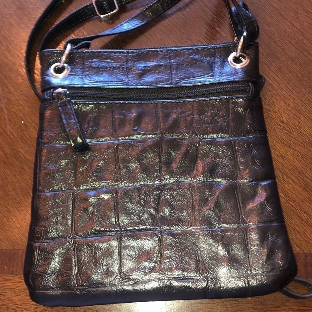 Nicole Miller Black Embossed Faux Leather Crossbody Adjustable Strap Purse - Picture 4 of 5
